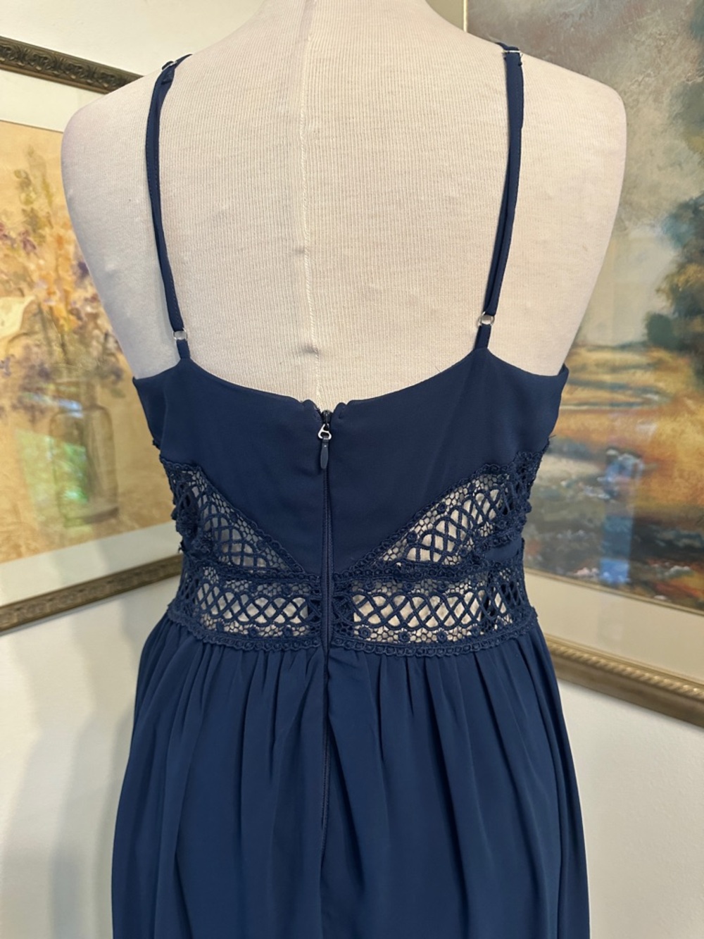 NWT Soieblu Navy Floral/Lace Embroidered Halter Maxi Dress w/Adj Straps -Large - Picture 11 of 15